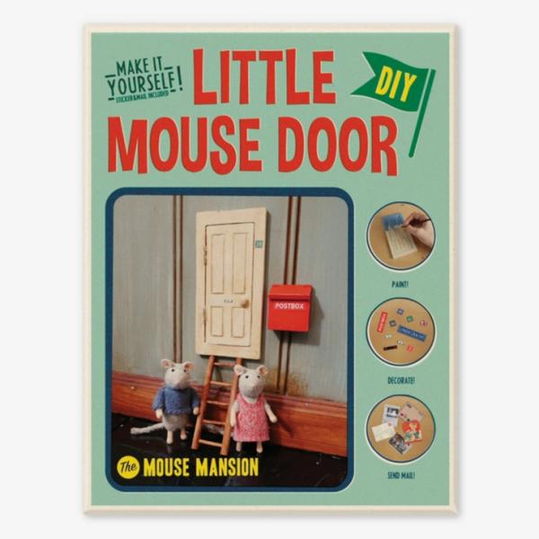 Dolls, Friends & Dollhouse |  Sam & Julia – Furniture – Little Mouse Door + Mailbox Dolls, Friends & Dollhouse Dolls, Friends & Dollhouse